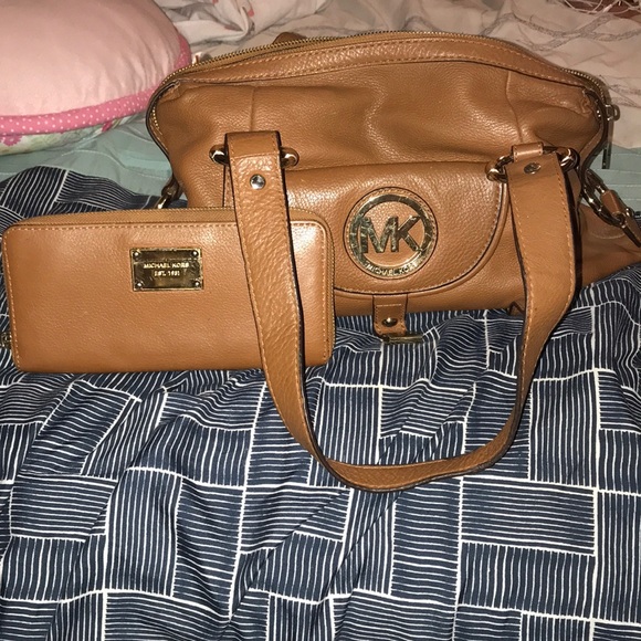 MICHAEL Michael Kors Handbags - Matching Michael Kors purse and wallet